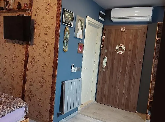 Marvel Suites- Adults Only Otel 3*