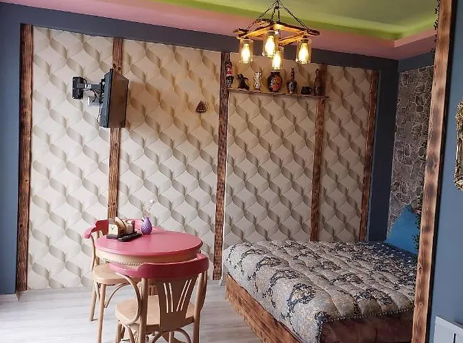 Otel Marvel Suites- Adults Only 3*