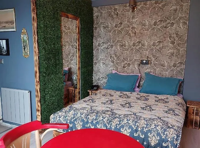 Otel Marvel Suites- Adults Only