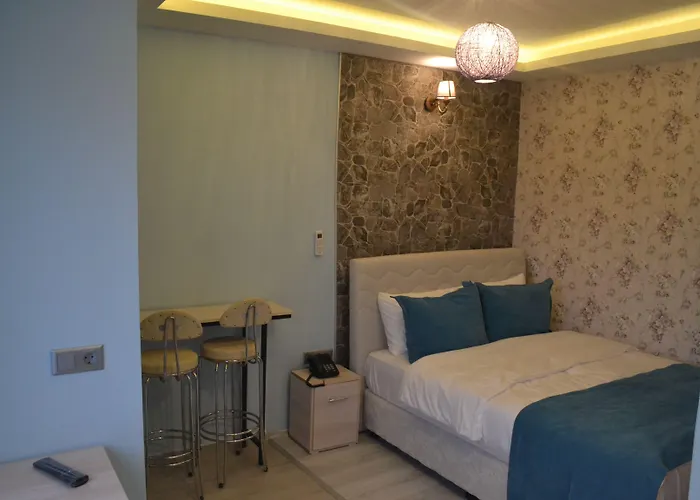 Marvel Suites- Adults Only Otel 3*