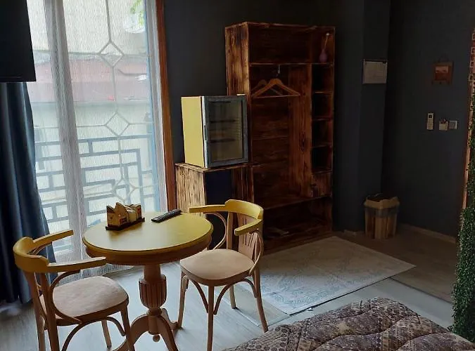 Marvel Suites- Adults Only 酒店