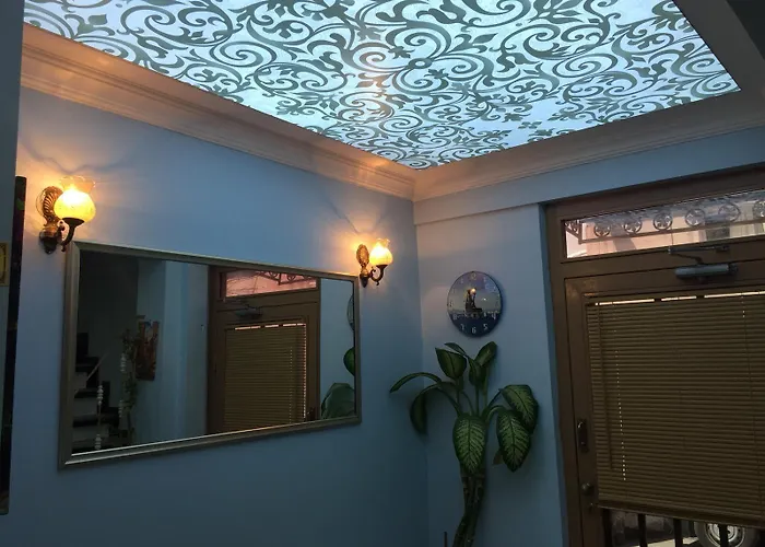 Marvel Suites- Adults Only 酒店