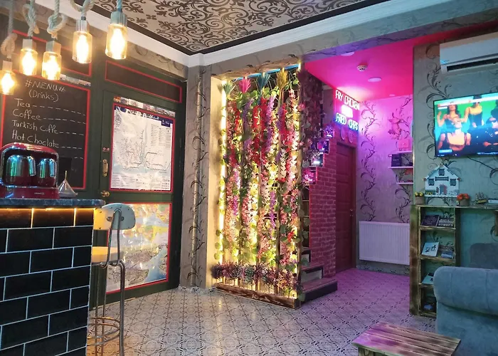 Marvel Suites- Adults Only 酒店