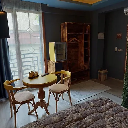 Marvel Suites- Adults Only Hotell