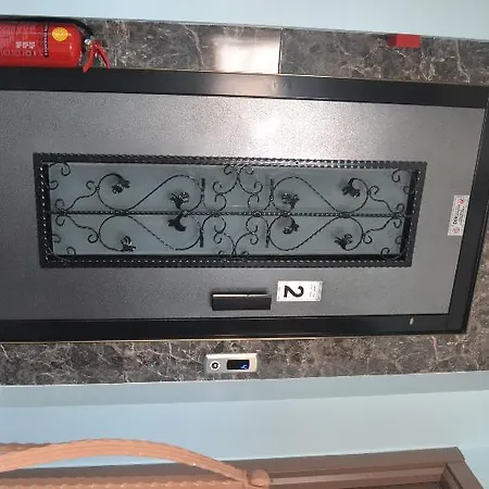 Marvel Suites- Adults Only Hotell 3*